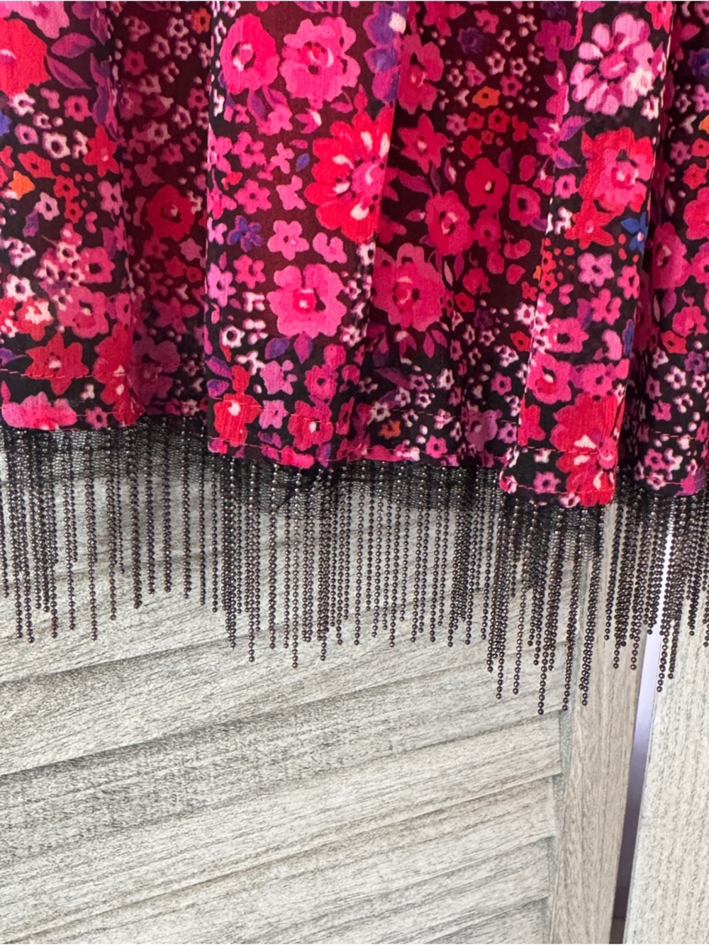 T Tahari Winnie Floral Pleated Mini Skirt Beaded Fringe Hem Black Pink - Picture 3 of 5